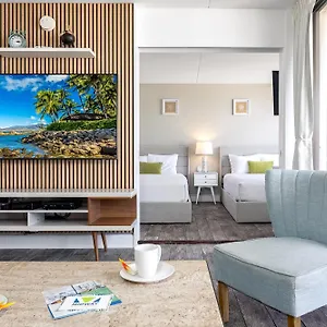 Apartment Aloha Vibes With Ocean Views, Near & Parking! Honolulu
