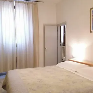 Sant' Apollonia 2*, Firenze Italia